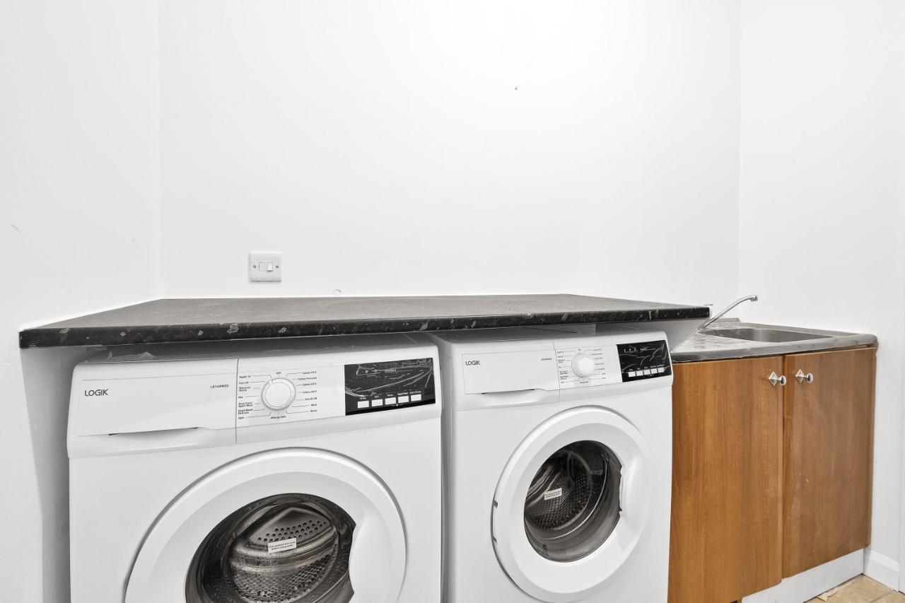 Fernbank Rooms Sudbury Hill, Harrow, Self-Contained Studios With En-Suite Harrow on the Hill エクステリア 写真