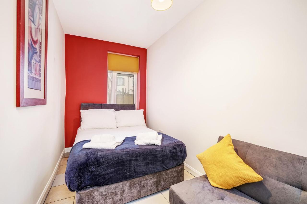 Fernbank Rooms Sudbury Hill, Harrow, Self-Contained Studios With En-Suite Harrow on the Hill エクステリア 写真