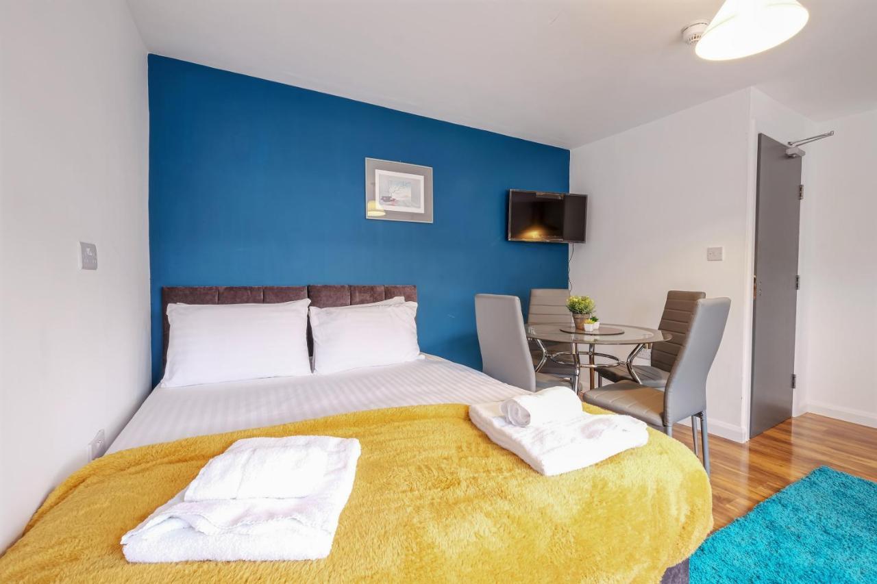 Fernbank Rooms Sudbury Hill, Harrow, Self-Contained Studios With En-Suite Harrow on the Hill エクステリア 写真