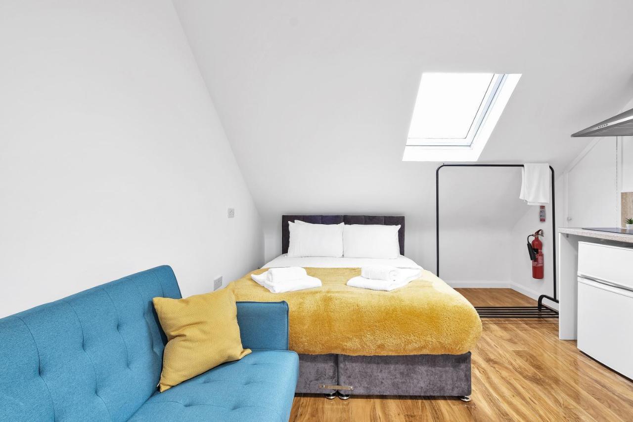 Fernbank Rooms Sudbury Hill, Harrow, Self-Contained Studios With En-Suite Harrow on the Hill エクステリア 写真